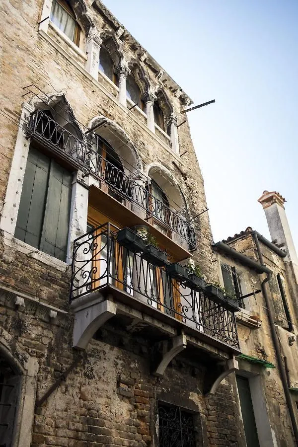 Apartment Rialto Corte Dei Sansoni Canal View By Wonderful Italy Venice